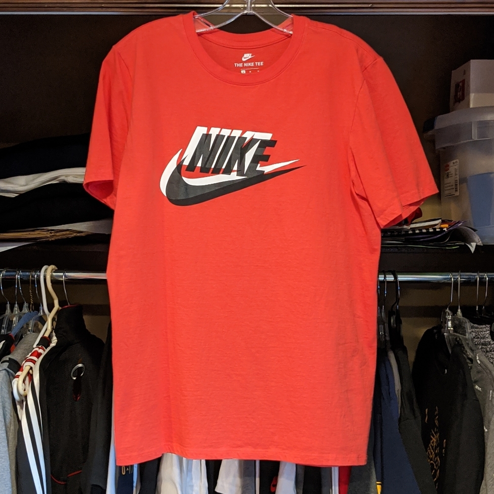 Nike T-shirt